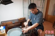 五行分析成都“90后”小伙“十年磨一剑”：从爱好者到守艺人 传播中国文化